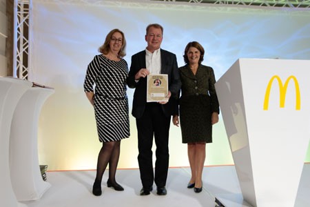 Pieter Honing ontvangt Ronald McDonald Award 2014