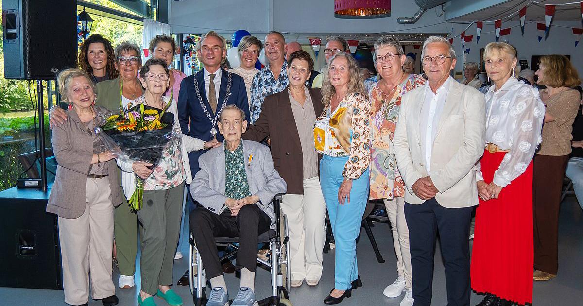 Wethouder Margret Stolk: Net Koninklijk onderscheiden Rien Aantjes (85) overleden
