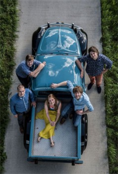 Muziekpodium DJS - Fusca