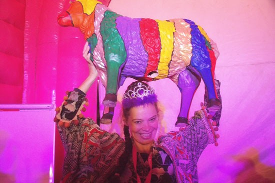 Masja Ottenheim wint het regenboogschaap