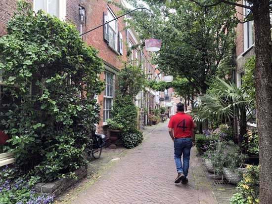 Fleur je straat op met Burendag