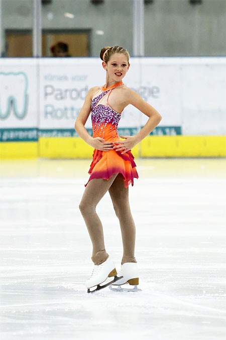 Podiumplaatsen Dordtse kunstrijdsters in 1e selectiewedstrijd KNSB-cup kunstrijden 2014